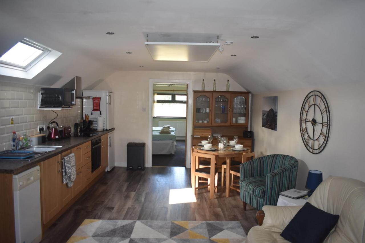 Glens Of Antrim Apartment The Sheddings Екстериор снимка